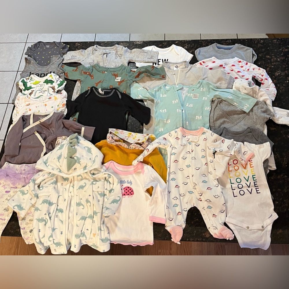 Bundle 25 girl clothes NB-6/9mo:Carter, Jack &Cat, Little James, Just1You, H&M